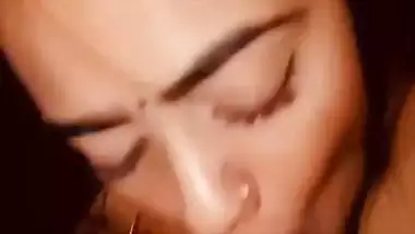 Boyfriend dick in mouth and pussy to please horny GF