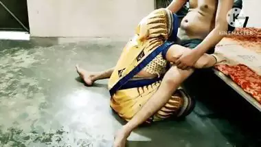 Indian Desi maid fuking Hindi audio