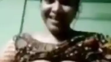 Married Bhabi Showing