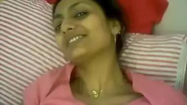 Horny Indian Girl Pussy Fingering