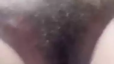 Mallu aunty showing hairy pussy to Facebook friend