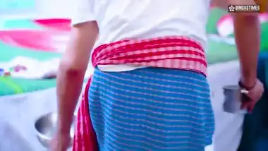 Desi milkman fucked his mistress' big breasts on the pretext of selling milk ( Hindi audio )