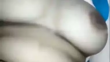 Chubby lady’s hardcore desi chudai by her lover