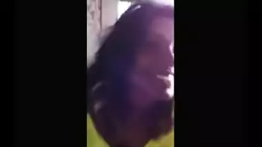 Free Indian porn of college girl gives blowjob to her senior