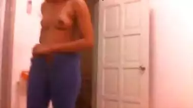 My Sexy Bhabhi Wears Clothes After Shower