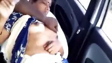 Tamil aunty’s car sex with a driver