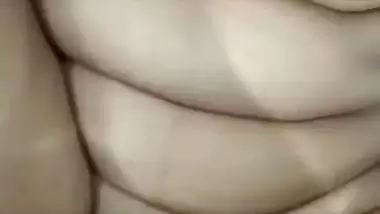 Sex with moans by horny Indian girlfriend MMS