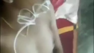 Today Exclusive -desi Village Girl Shows Her Boobs And Wet Pussy