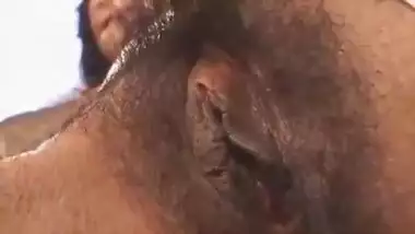 Garma garam Indian chut chudai of BBW Mausi & Chacha at home
