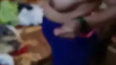 Desi sexy bhabi nice boobs