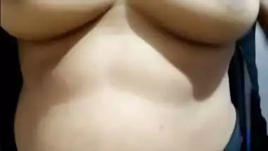 Hindi bhabhi in saree private cam naked show Arini Arora