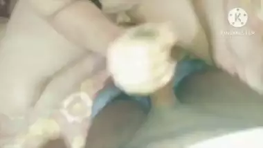 Indian Girlfriend And Boyfriend Sex in OYO Hotel Room (Hindi Audio).