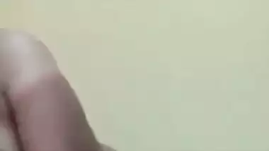Nude Puneri Vahini rides on a dick in Marathi sex MMS