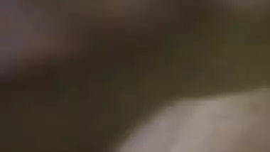 Cute big ass girlfriend doggy fucking viral MMS