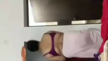 Naked mom after bath dress change caught viral MMS