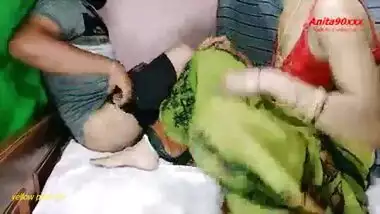 Bua aur bhatije ne ghar par hardcore chudai khel khela
