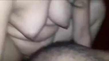 Mature unsatisfied aunty riding dick