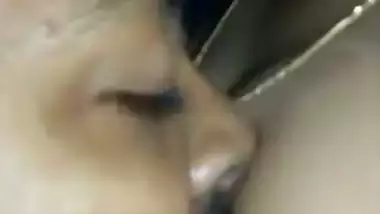 Desi breast sucking MMS