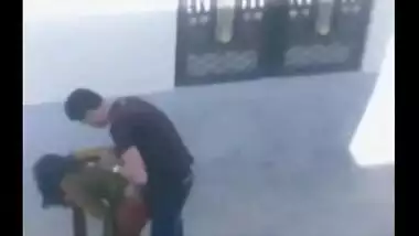 Outdoor mms sex scandal of Indian bhabhi with ex boyfriend