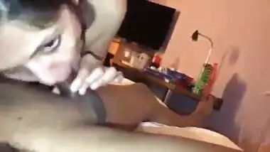 Hot married woman giving an erotic blowjob