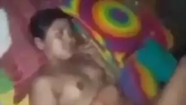 Fatty Desi XXX wife gives pussy to her fucker on camera in MMS video
