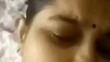 Sweet Desi Bhabhi showing boobs on cam