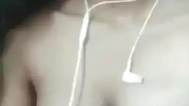 Horny Desi Girl Masturbating