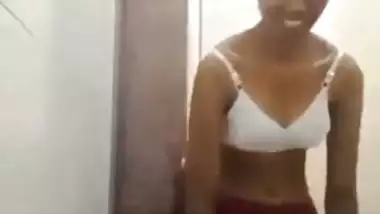 Bangla legal age teenager MMS episode to rock your sex nerves instantly