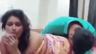 Adult Indian actress’s private threesome sex MMS