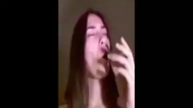 Indian Dutch Teen Babe Selfie – Movies