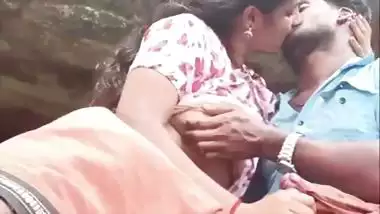 Tamil outdoor sex of a girl sucking lover’s dick