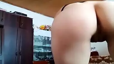 I Am An Indian Pinay Desi Viral Married Woman Who Wants To Suck From Tits Milk