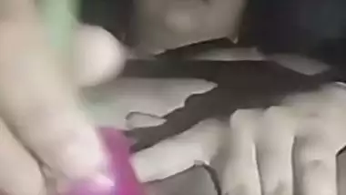 Big brinjal piercing pussy of horny desi girlfriend