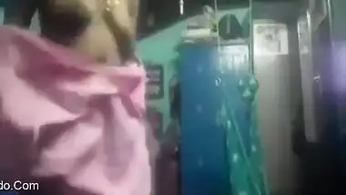 Tamil aunty chat with neighbour