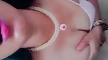 Desi Indian tight pussy women first time fucking in outdoor
