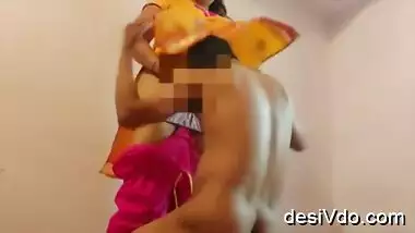 Busty bhavani aunty in yellow salwar homemade mms