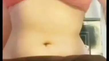 Brown haired sexy mall fingering pussy for fans