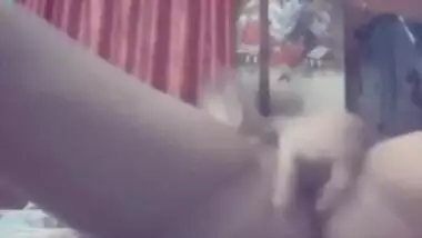 Cute Desi Girl Shows Her Boobs And Fingering