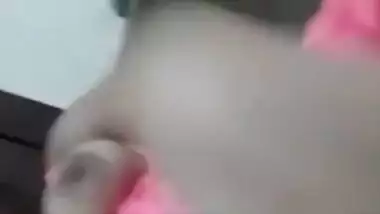 Sexy Sri Lankan Girl New Clips