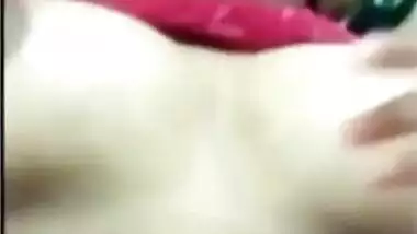 Desi bhabi sucking bf cock