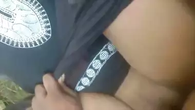 Shy girl fucked in jungle by lover xxx sex video