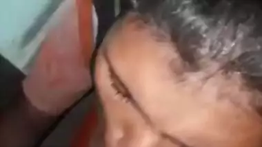 Amateur XXX actress gives a quick blowjob to her Desi lover on camera