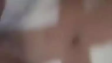 Desi GF asks her BF to fuck her in her cute pussy
