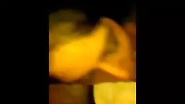 Beautiful Delhi girl gives amazing blowjob to boyfriend