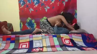 Lucknow couple fucking for cash 2