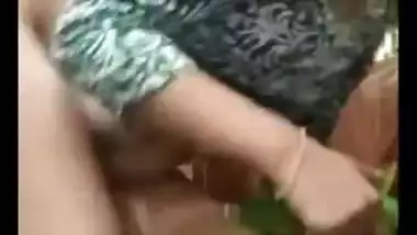 Horny slut masturbating fuck holes for double pleasure