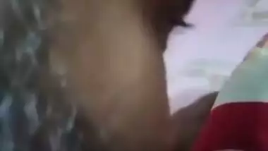 Pervert records his desi sex video with his friend’s wife