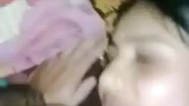 Pakistani busty lady enjoys her shohar’s dick in sex MMS